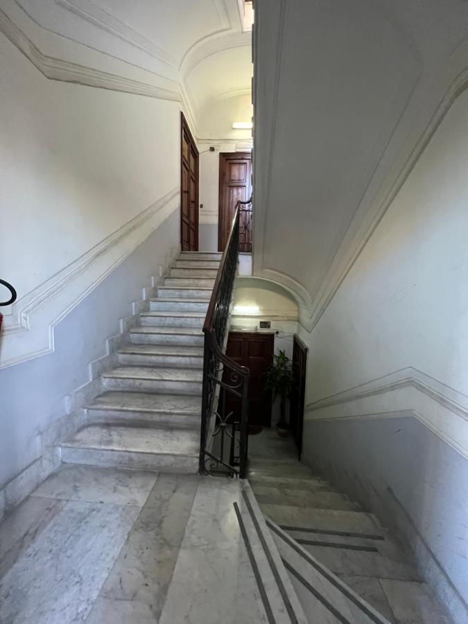 Wanda House Apartment เนเปิลส์ ภายนอก รูปภาพ