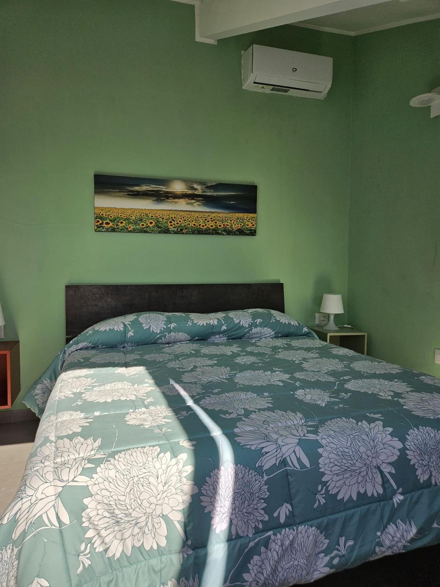 Wanda House Apartment เนเปิลส์ ภายนอก รูปภาพ